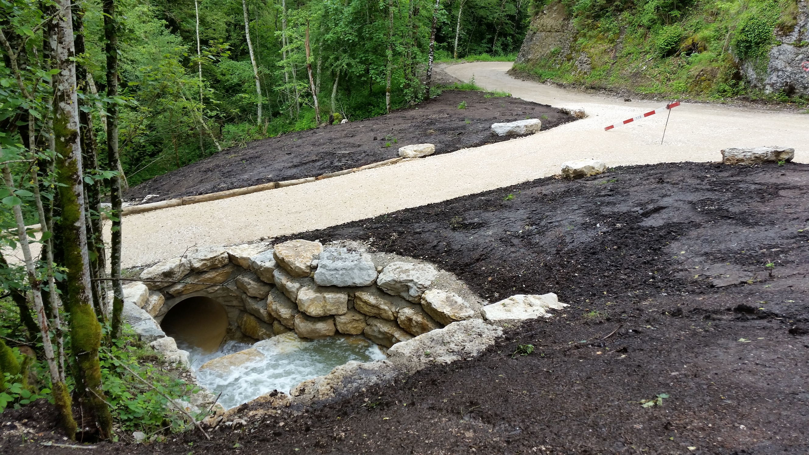 Aménagement d’un tronçon du Ruz de la Praz à Ballaigues